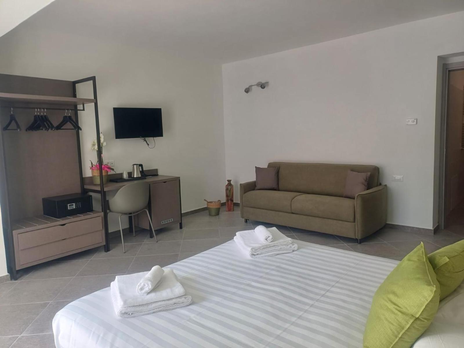 Hotel Domo Annalisa Tortolì Exteriér fotografie